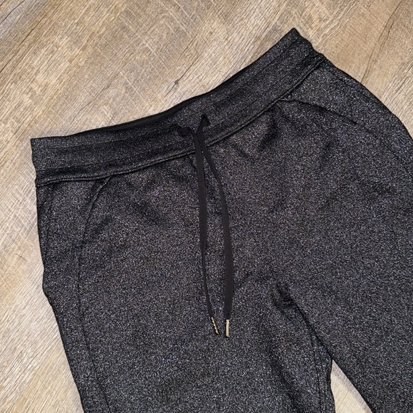 Lululemon Scuba High-Rise Jogger 7/8 Length *Black Sparkle - Picture 9 of 15
